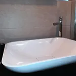 Due Rioni شقة